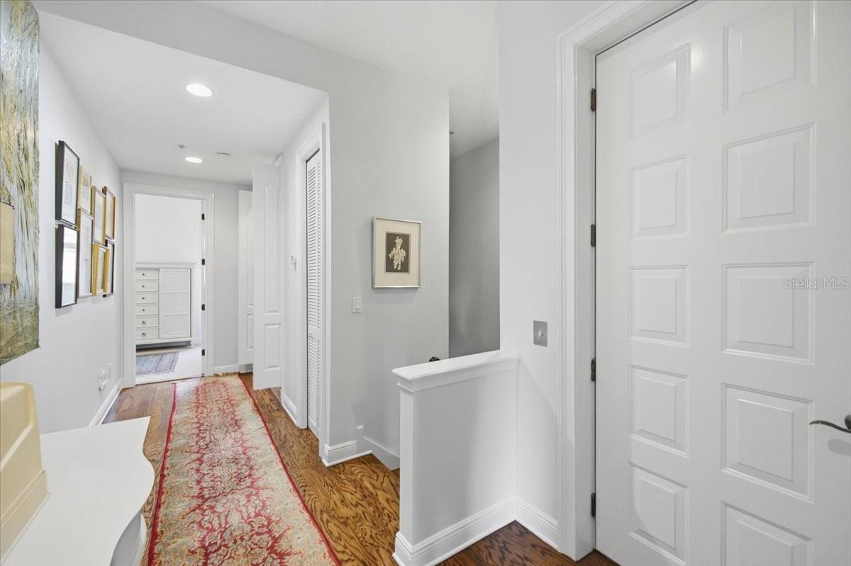 114 E DAVIS BLVD #8 — photo 26