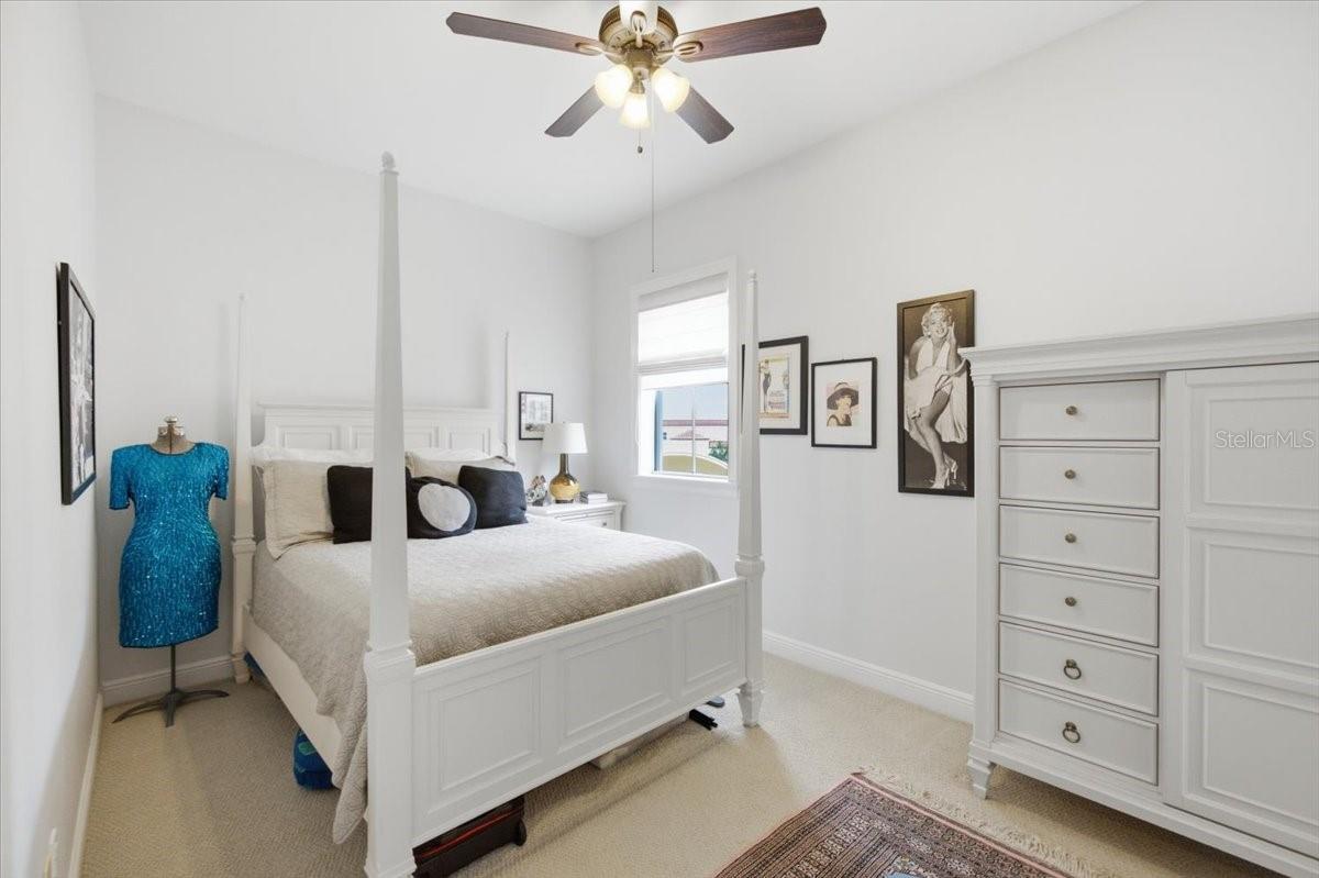 114 E DAVIS BLVD #8 — photo 28