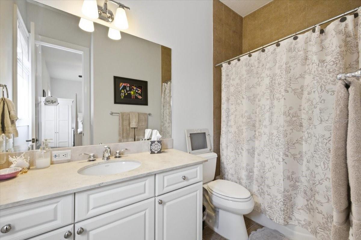 114 E DAVIS BLVD #8 — photo 30