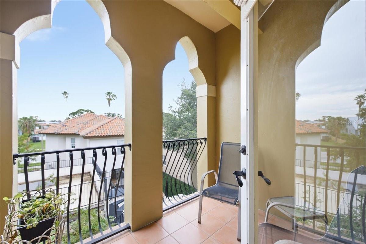 114 E DAVIS BLVD #8 — photo 38