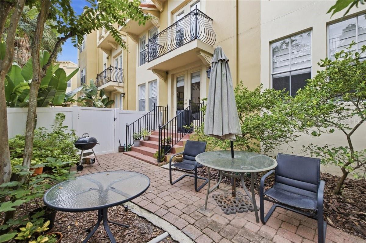 114 E DAVIS BLVD #8 — photo 41