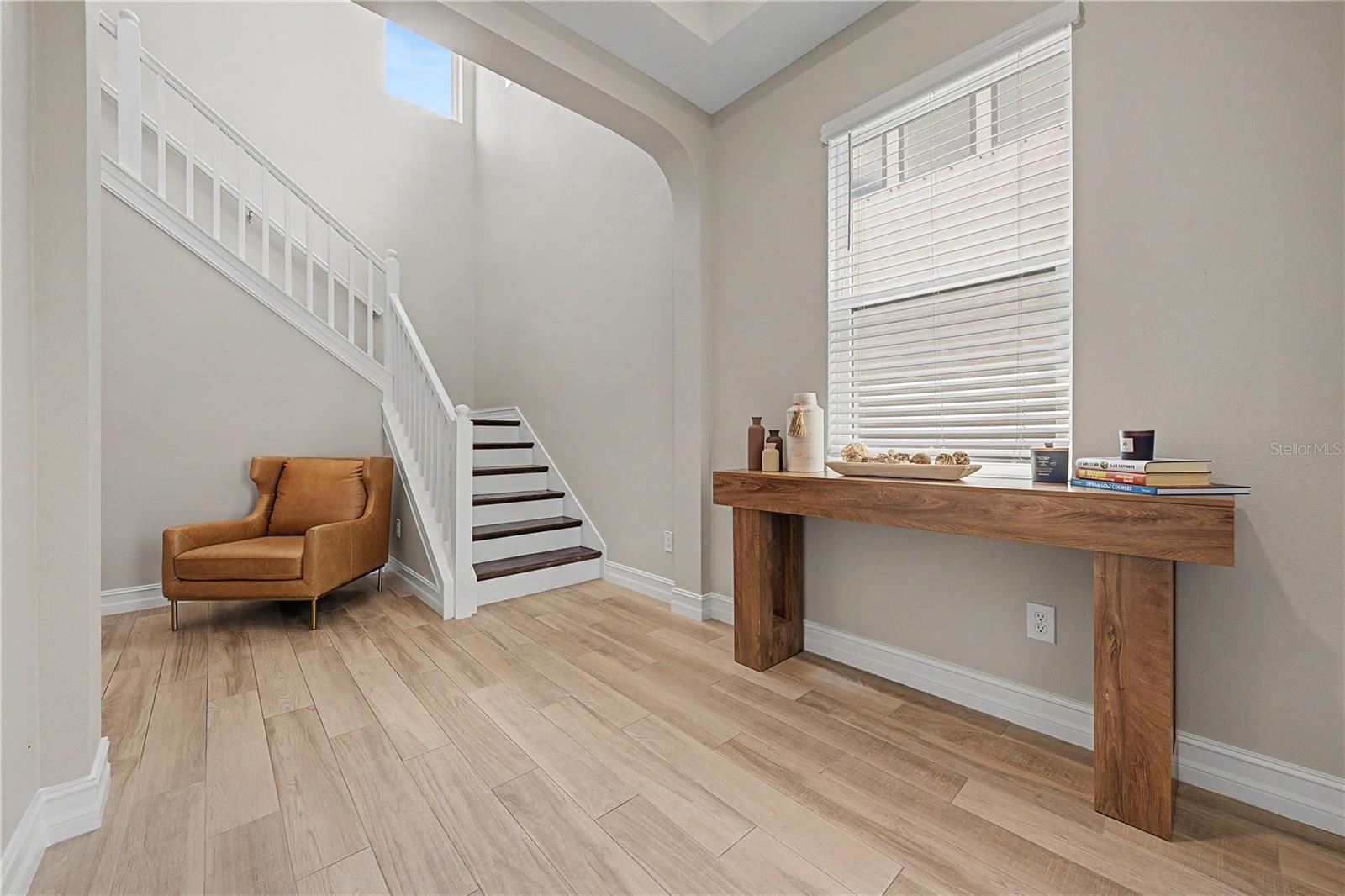 19539 ROSEATE DR — photo 22
