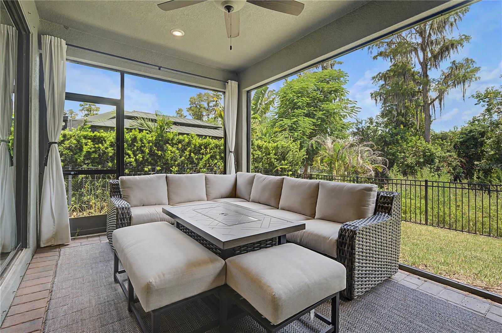 19539 ROSEATE DR — photo 30