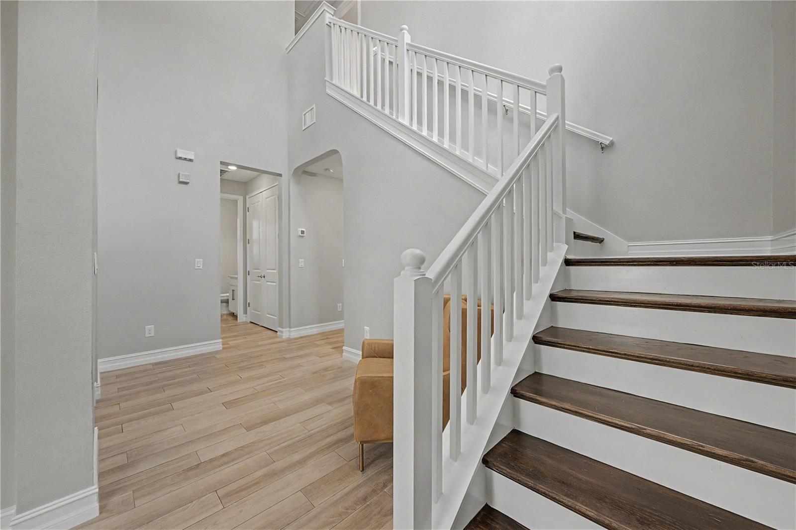 19539 ROSEATE DR — photo 23