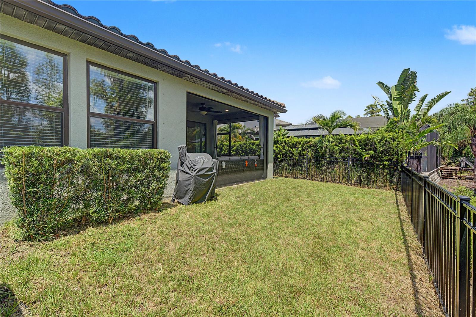 19539 ROSEATE DR — photo 34