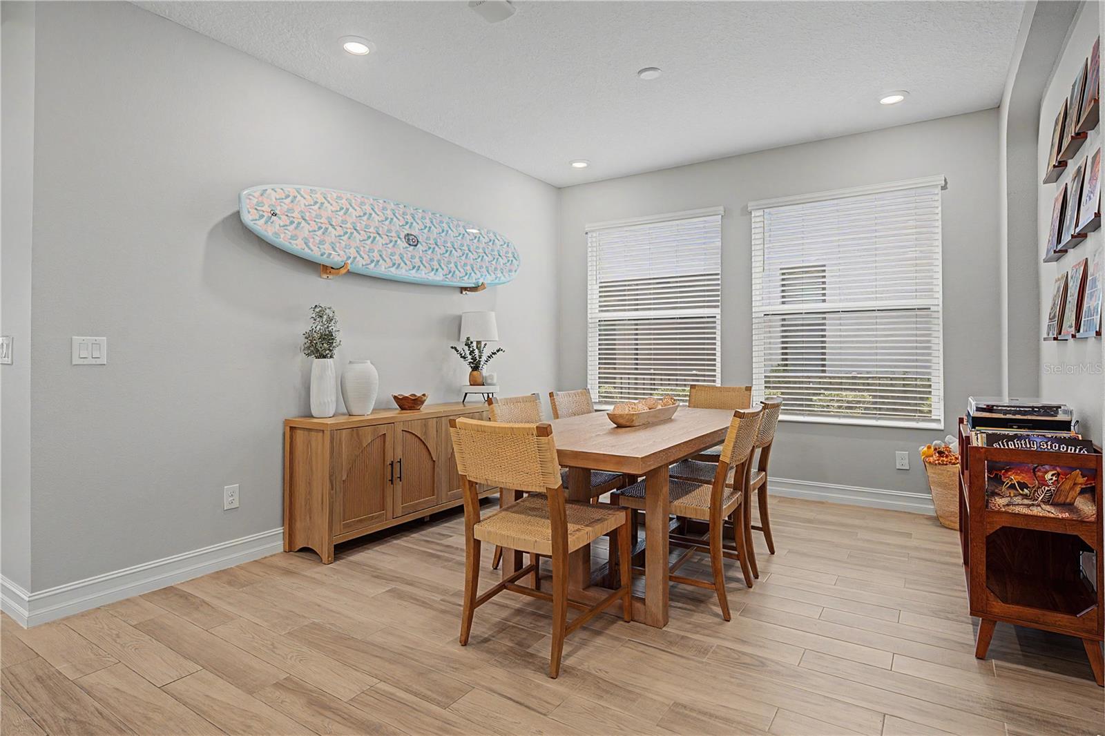 19539 ROSEATE DR — photo 11