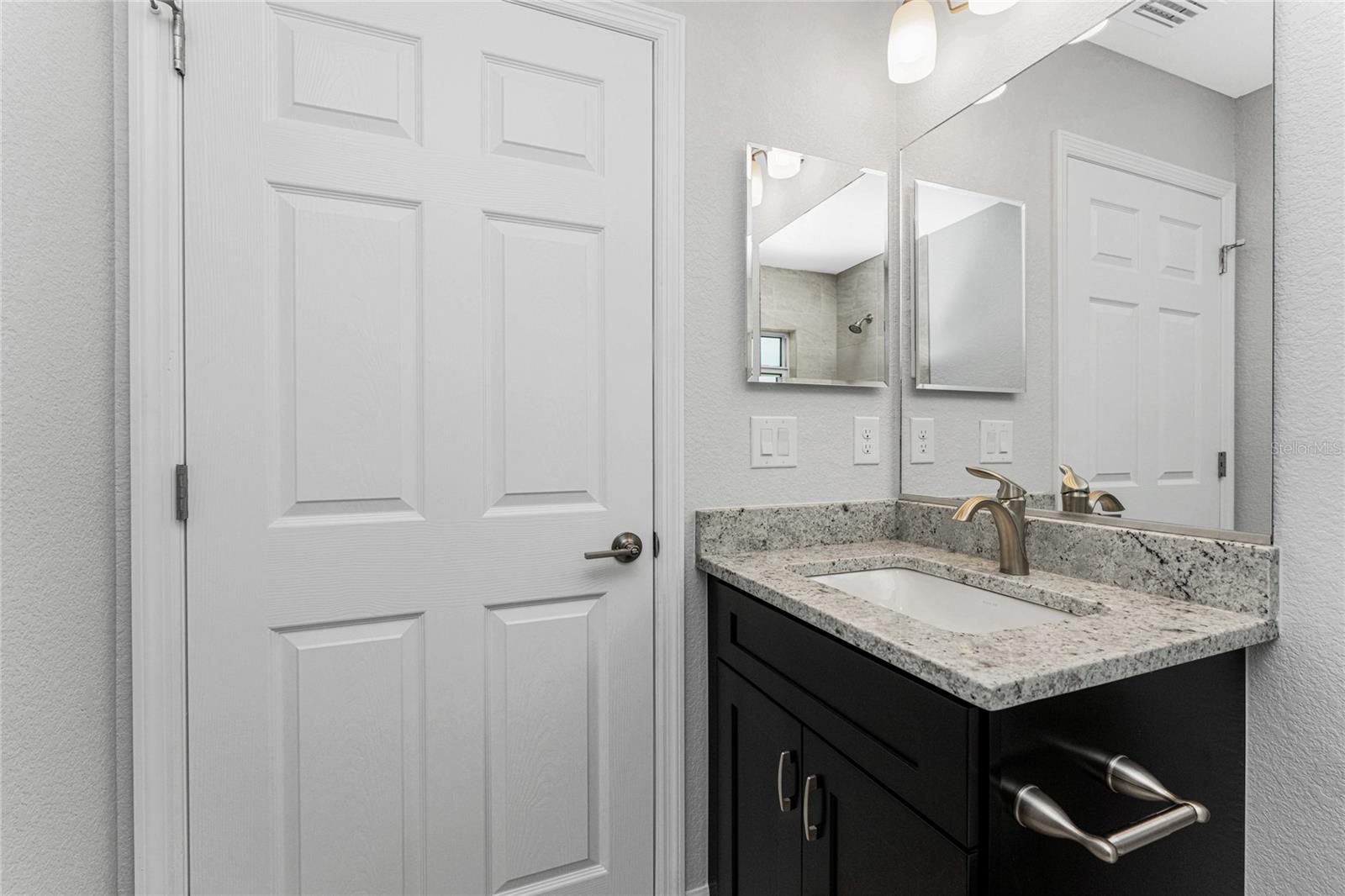 4386 JODY AVE — photo 29