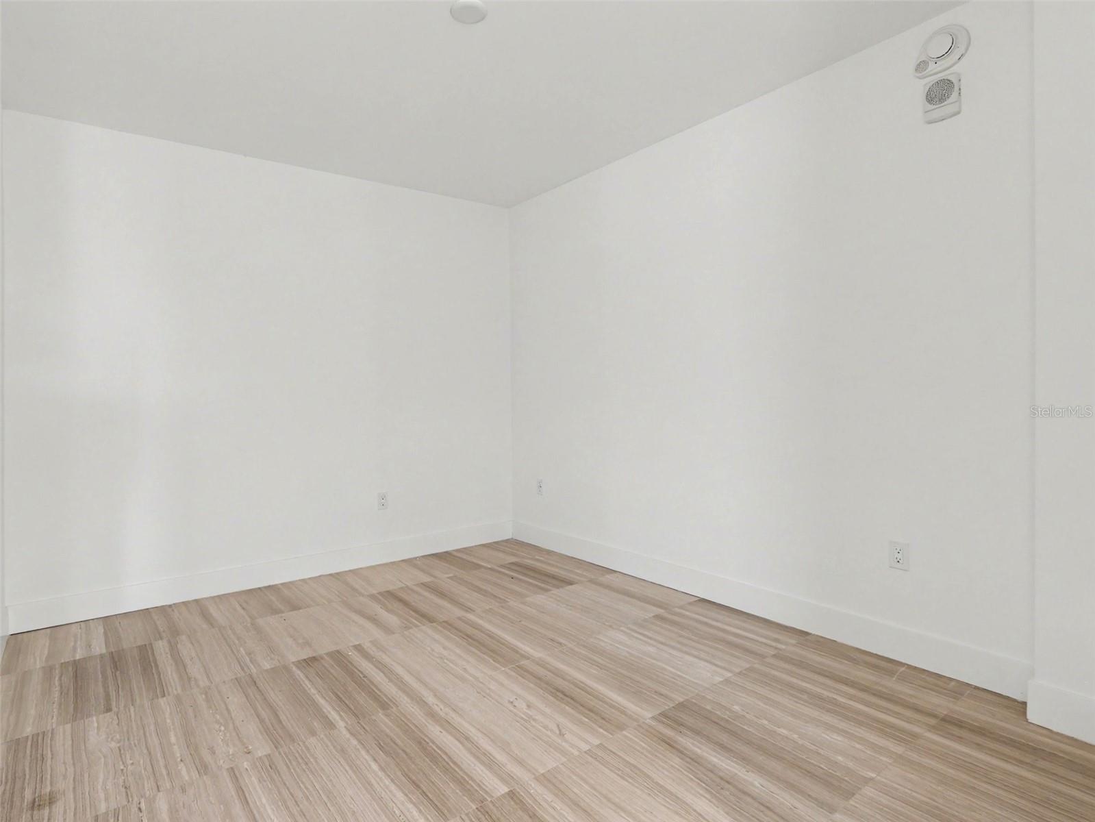 3101 W BAYSHORE ST #503 — photo 25