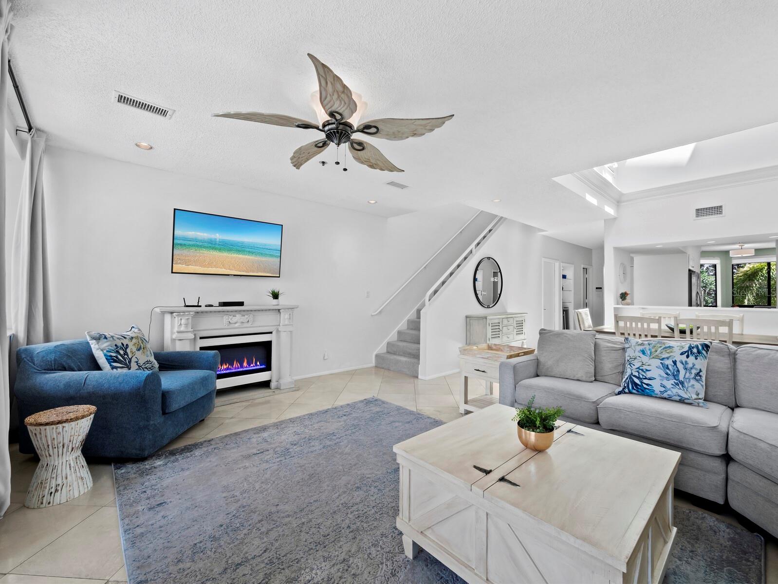 1906 HARBOURSIDE DR #303 — photo 10