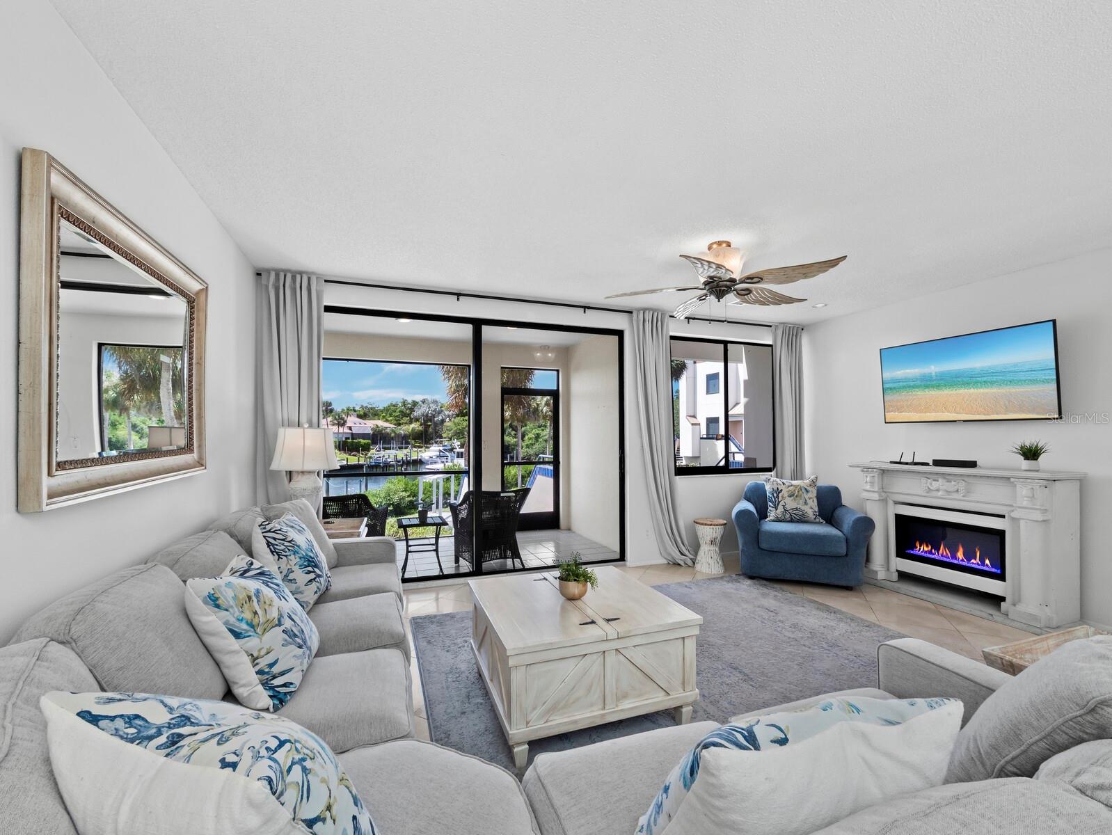 1906 HARBOURSIDE DR #303 — photo 4