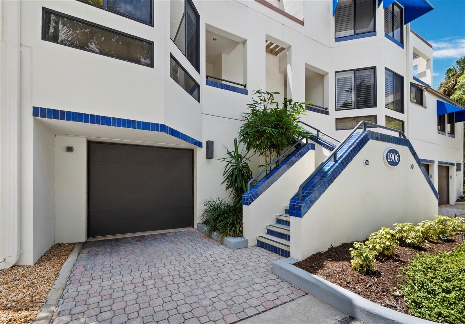 1906 HARBOURSIDE DR #303 — photo 35
