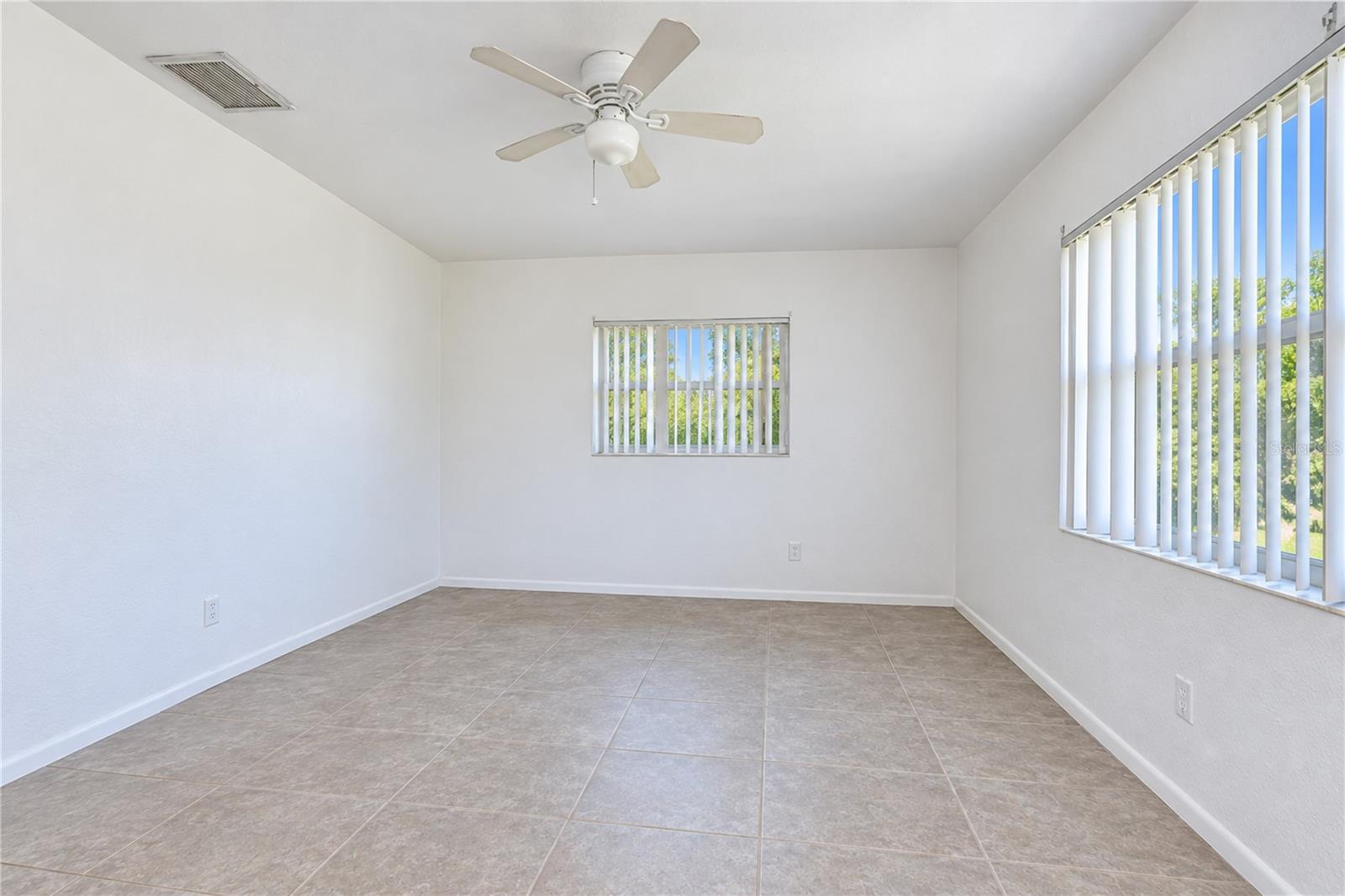 1001 BAY BREEZE TER — photo 24