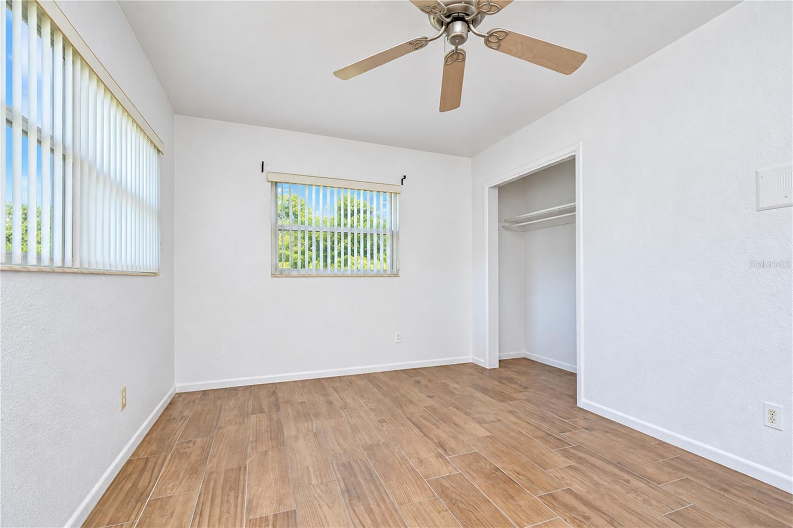 1001 BAY BREEZE TER — photo 19