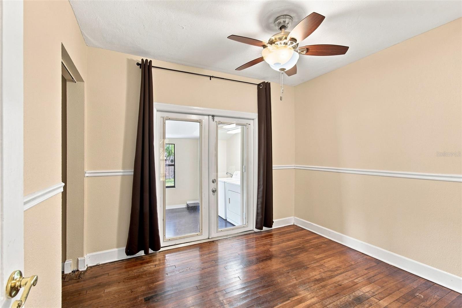 805 W BRADDOCK ST — photo 20