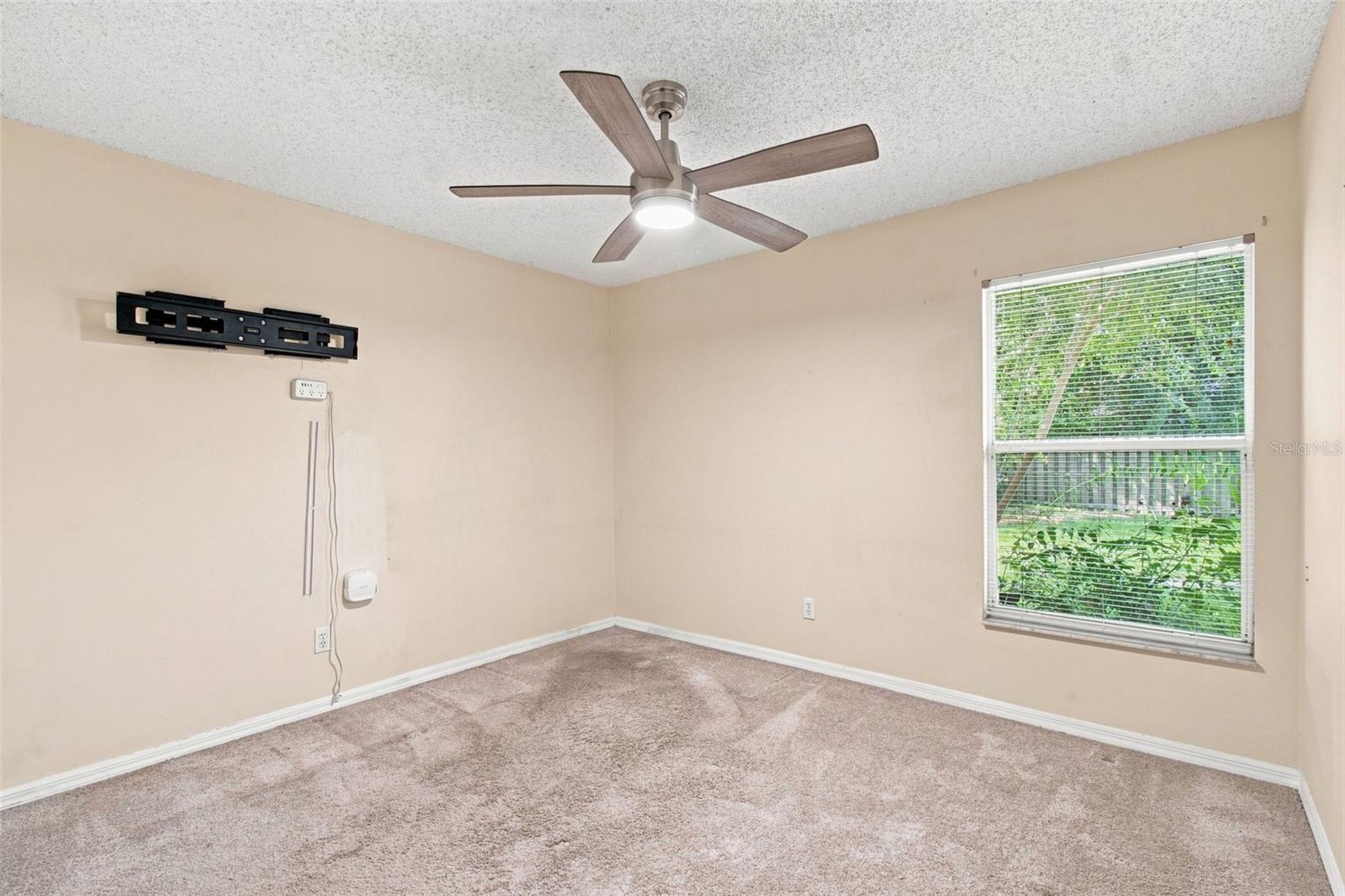 16804 SHEFFIELD PARK DR — photo 45