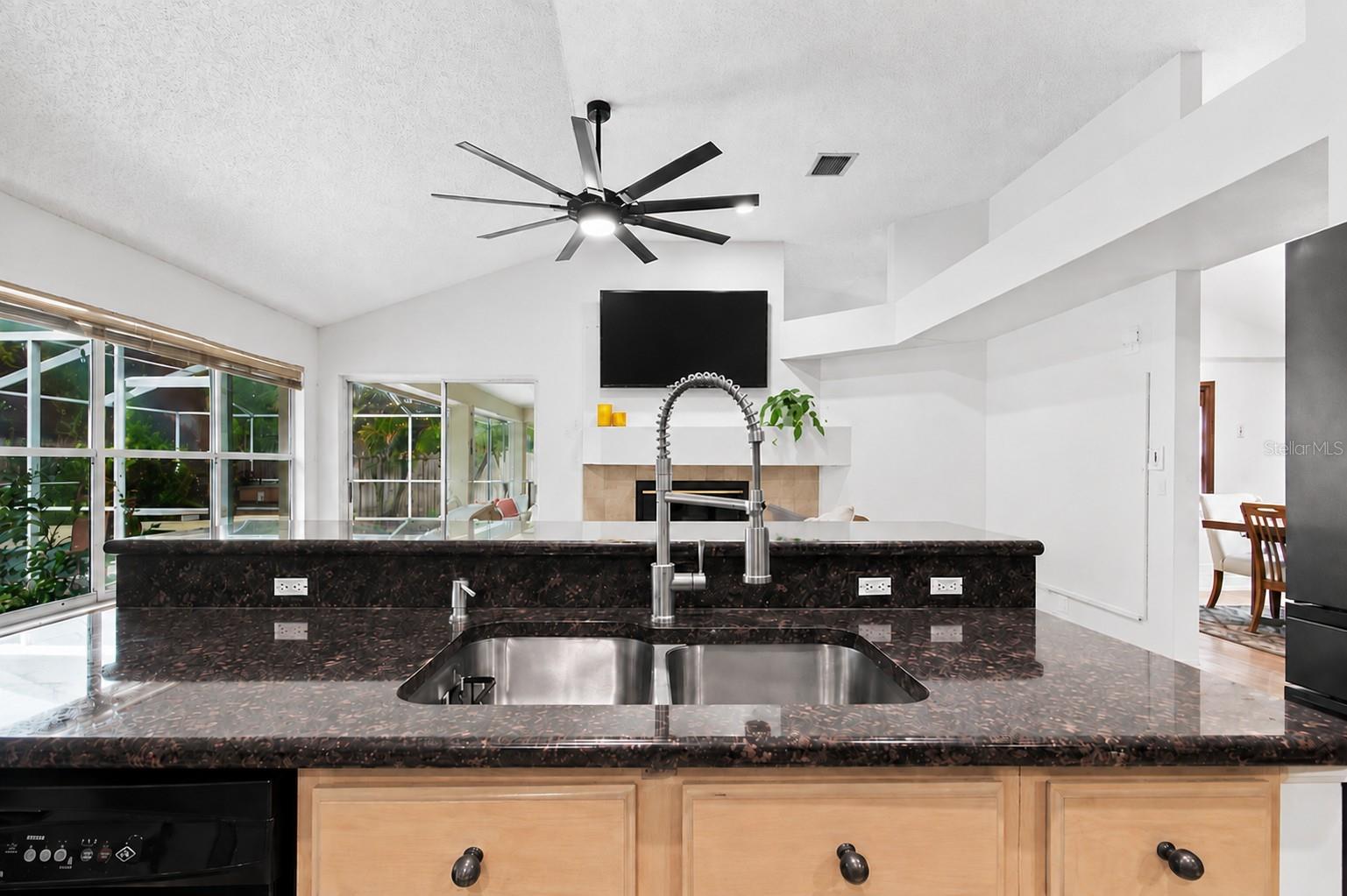 16804 SHEFFIELD PARK DR — photo 21