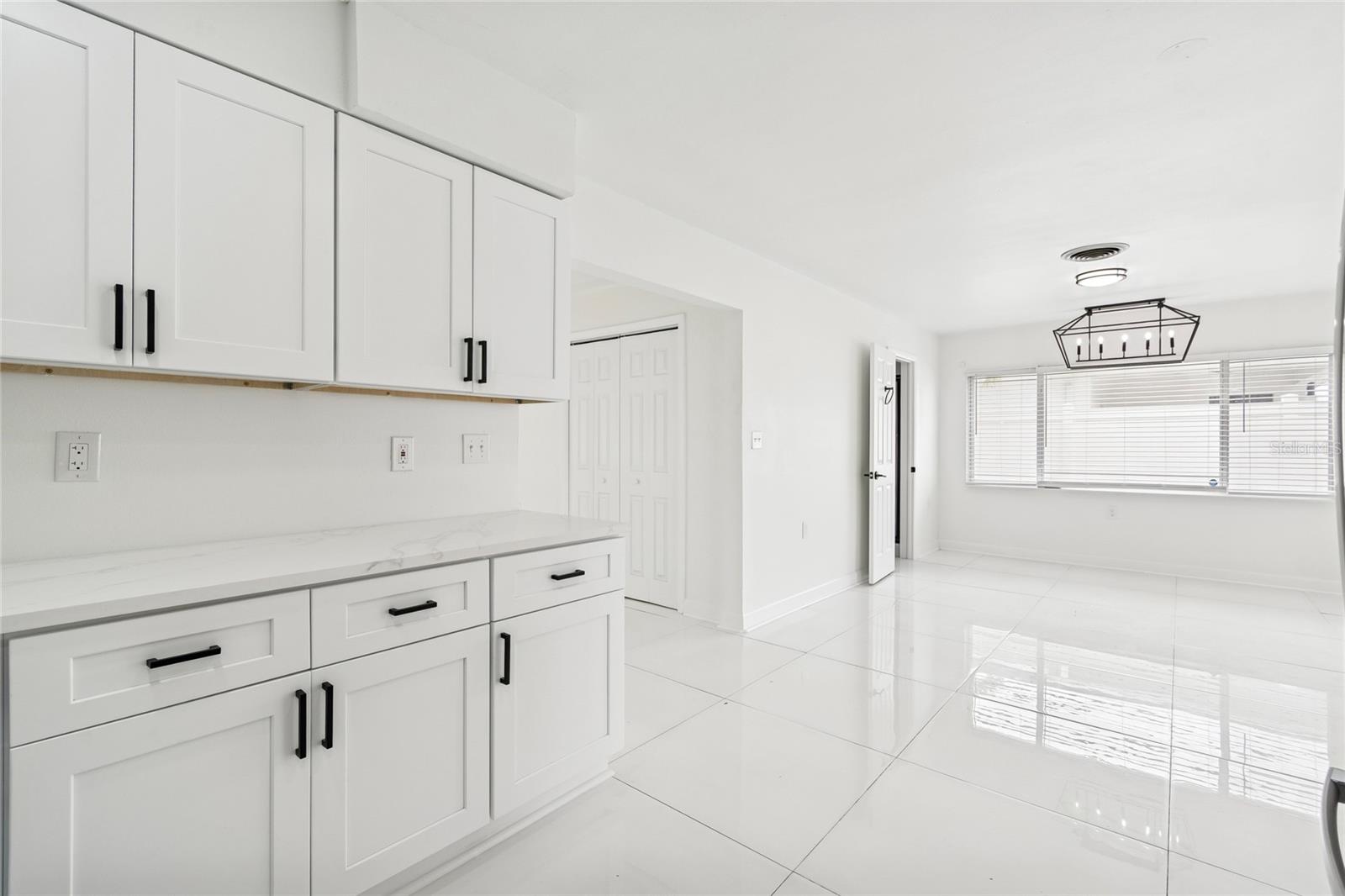 455 81ST AVE — photo 14