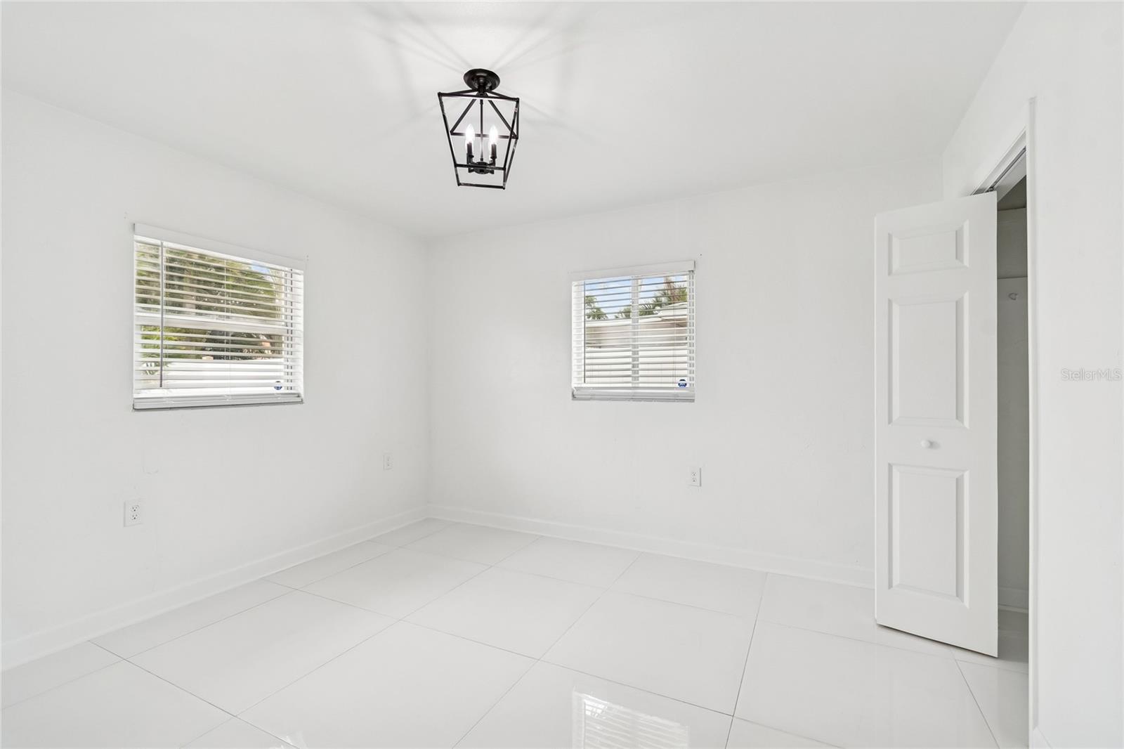 455 81ST AVE — photo 30