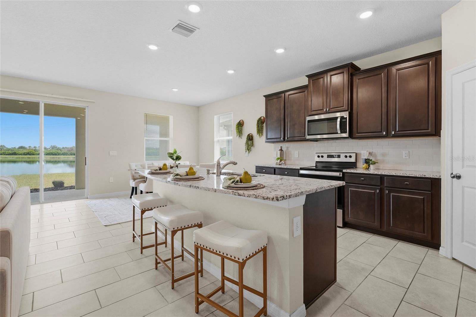 5740 WOODLAND SAGE DR — photo 3
