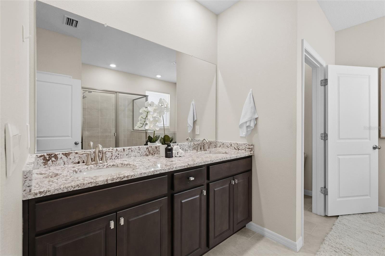 5740 WOODLAND SAGE DR — photo 8