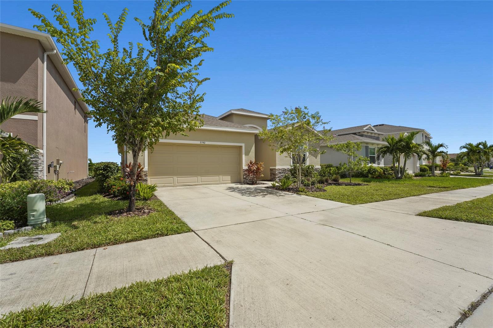 5740 WOODLAND SAGE DR — photo 43