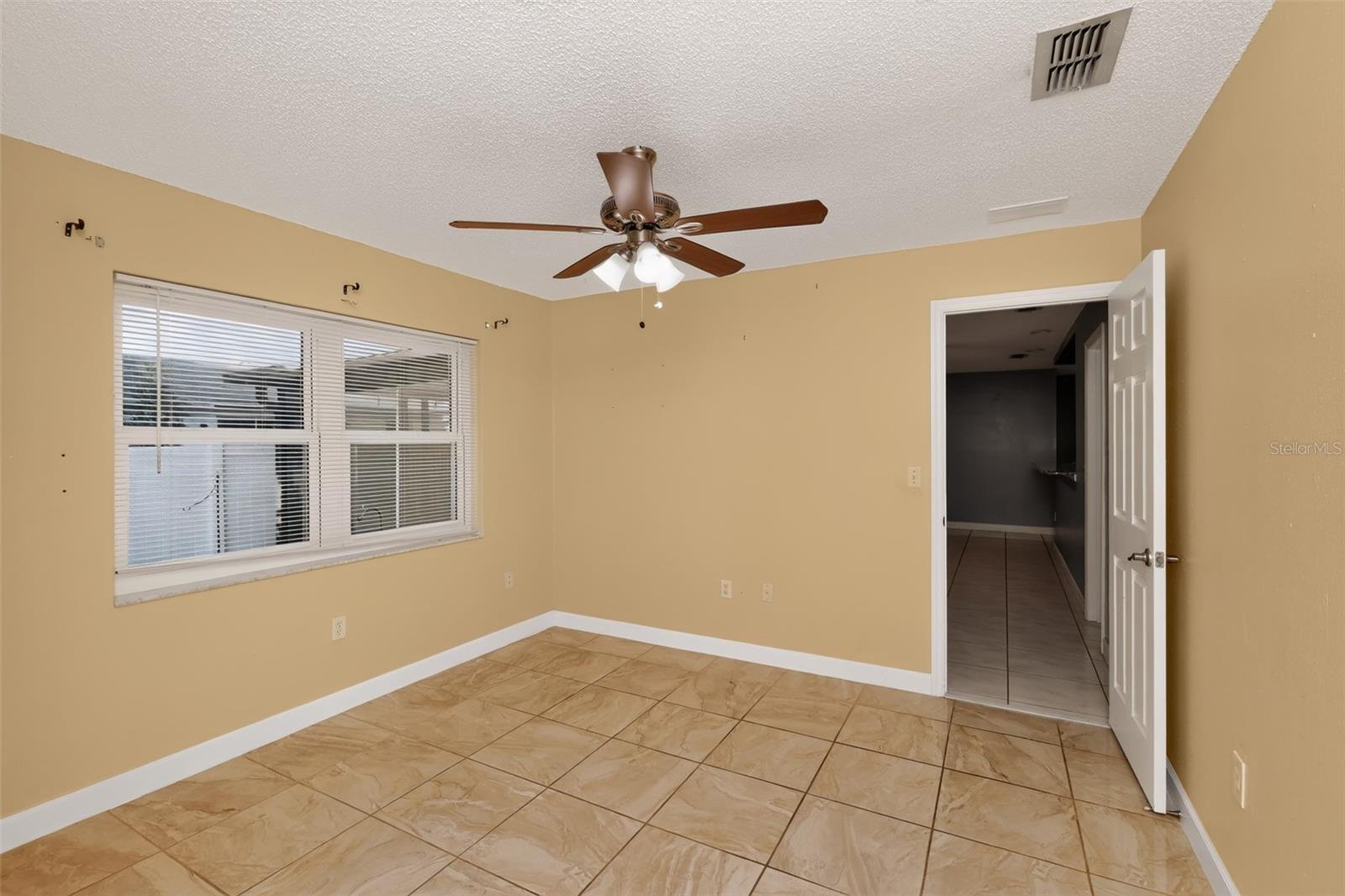 3104 DOLE ST — photo 11