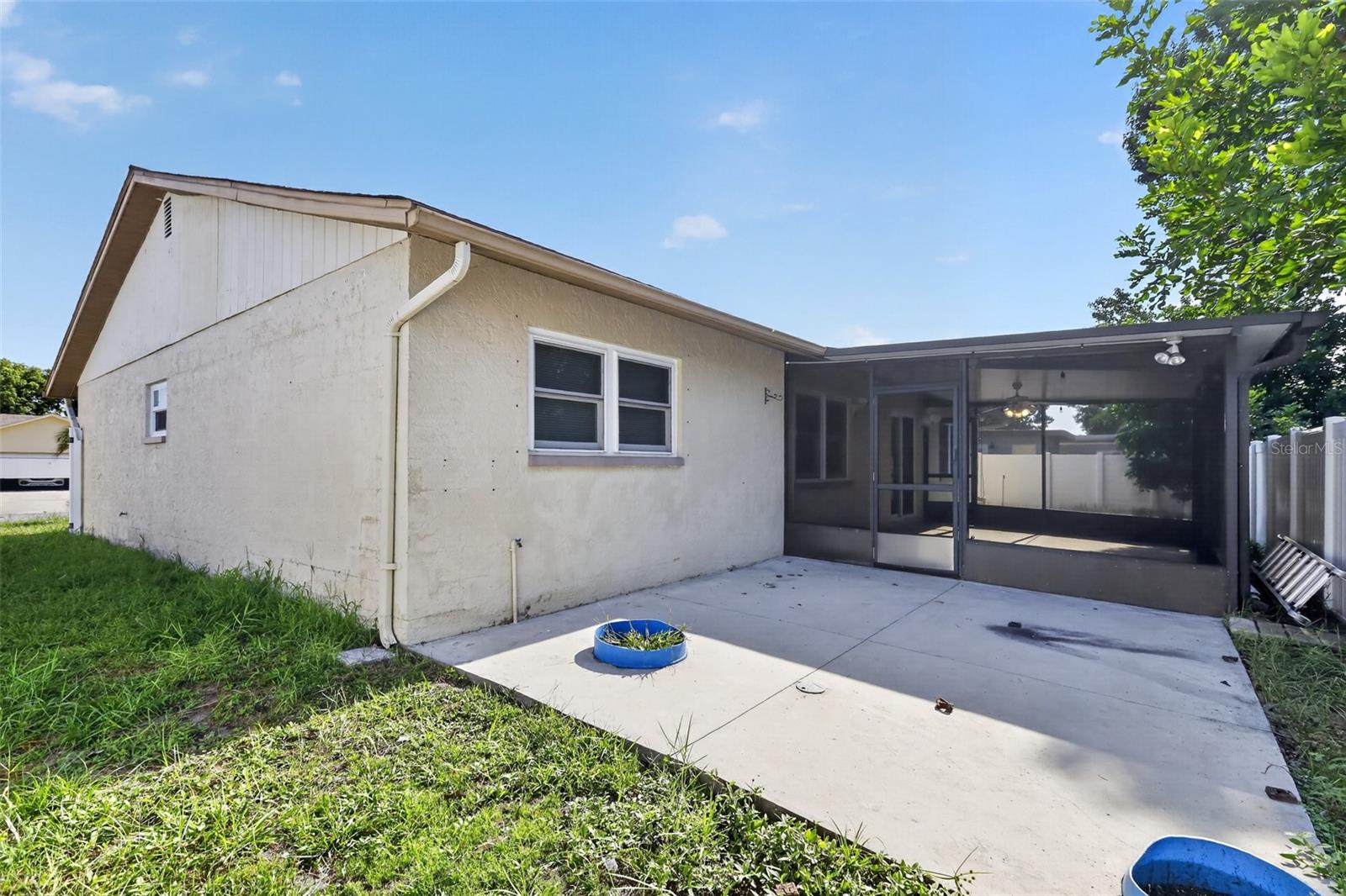 3104 DOLE ST — photo 17