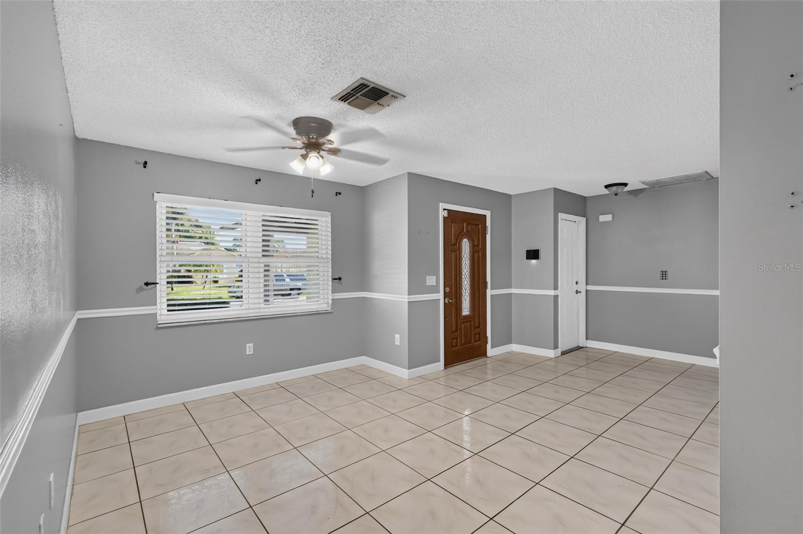 3104 DOLE ST — photo 2