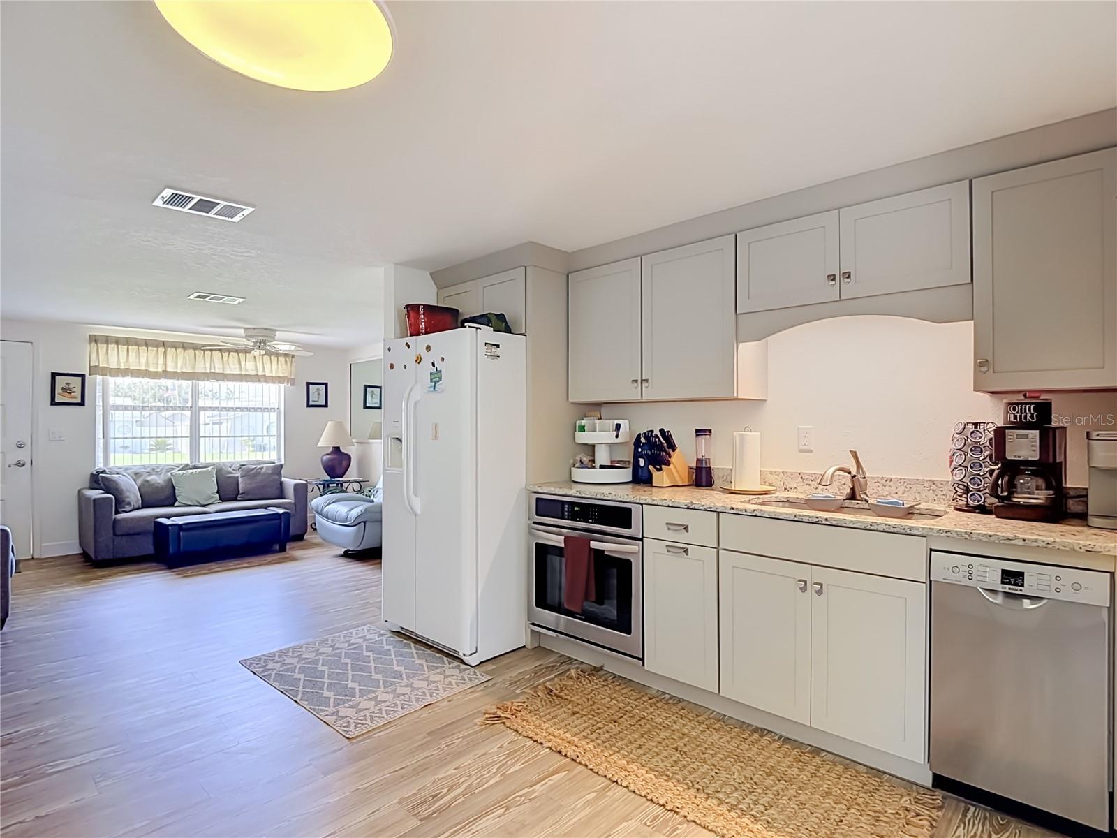 7629 HATTERAS DR — photo 11