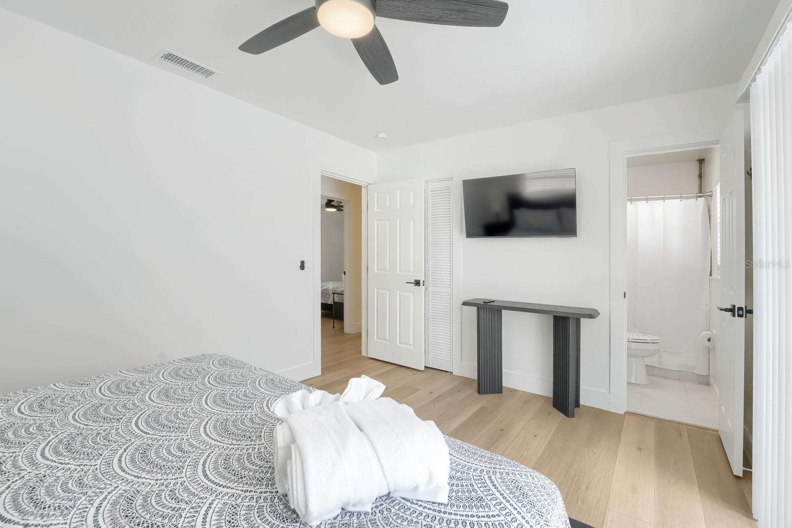 13931 DOMINICA DR — photo 23