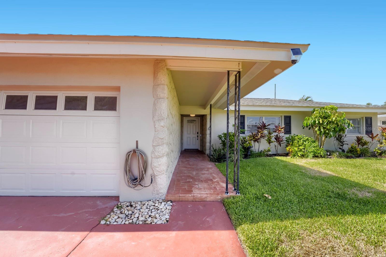13931 DOMINICA DR — photo 35