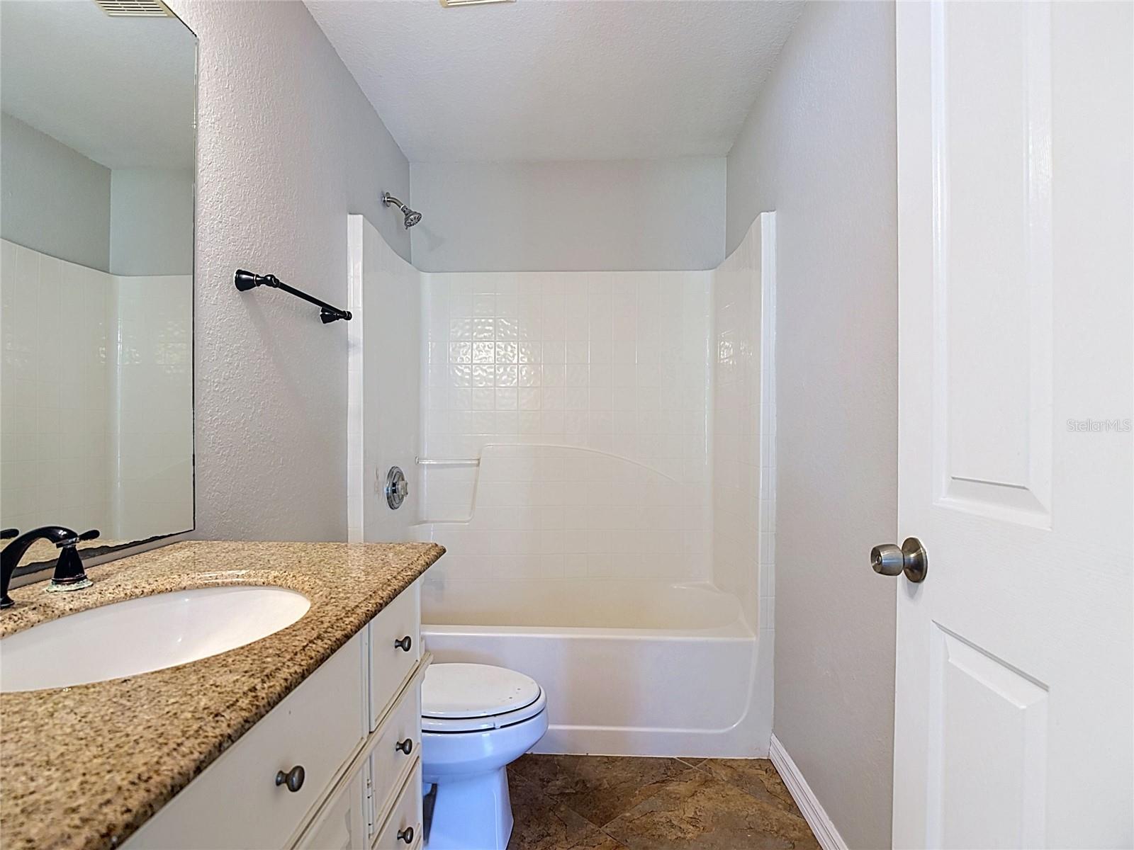 2198 ALLIANCE AVE — photo 25