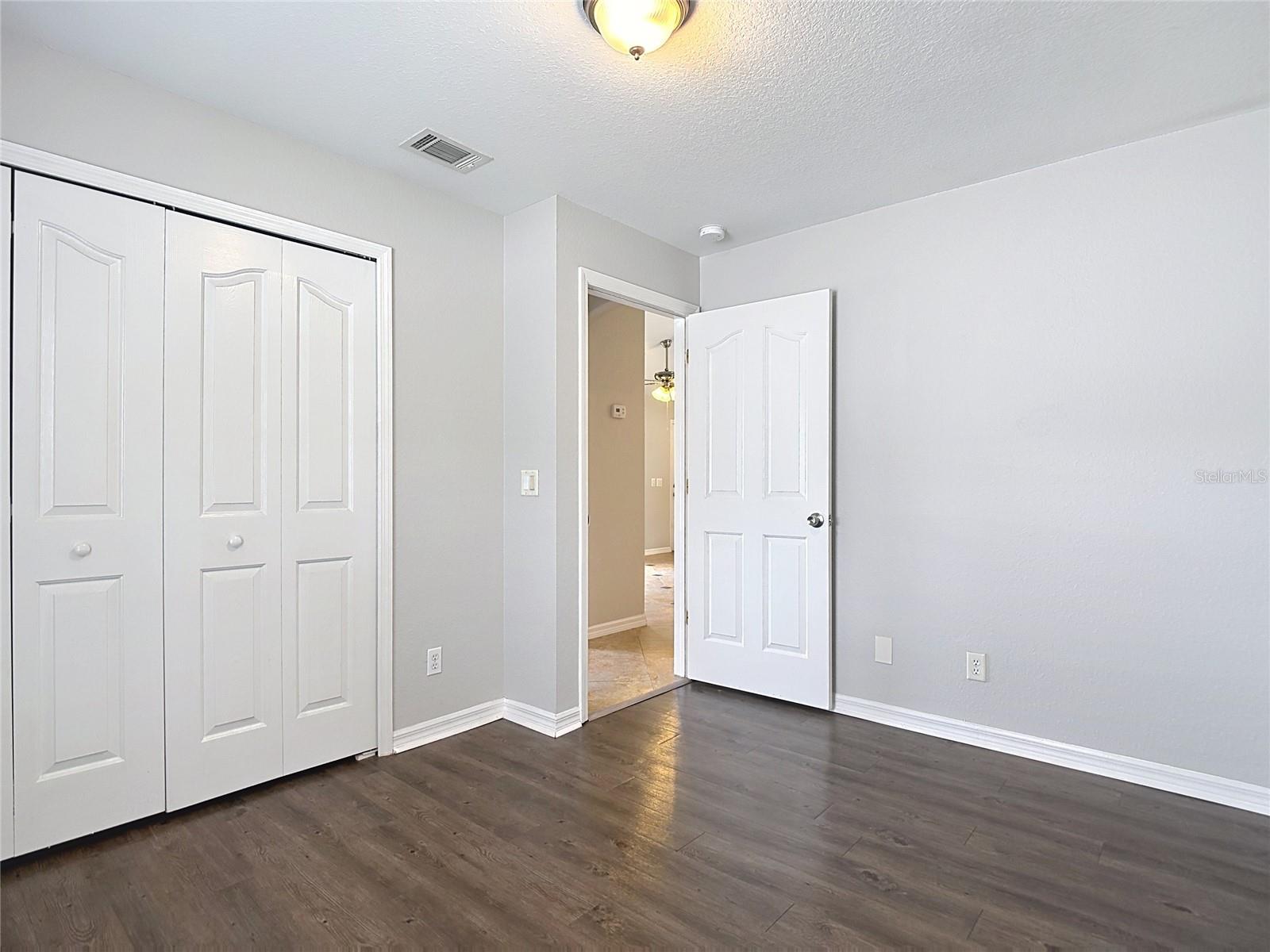 2198 ALLIANCE AVE — photo 23