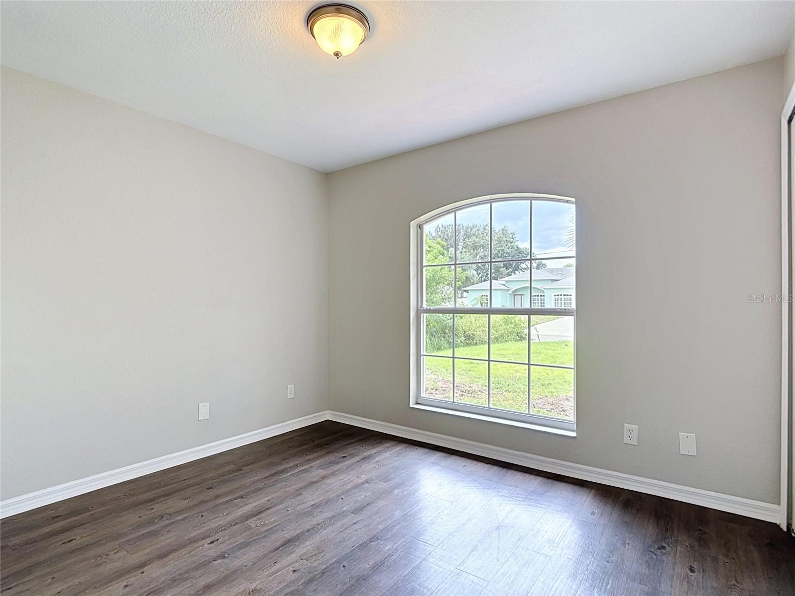 2198 ALLIANCE AVE — photo 26