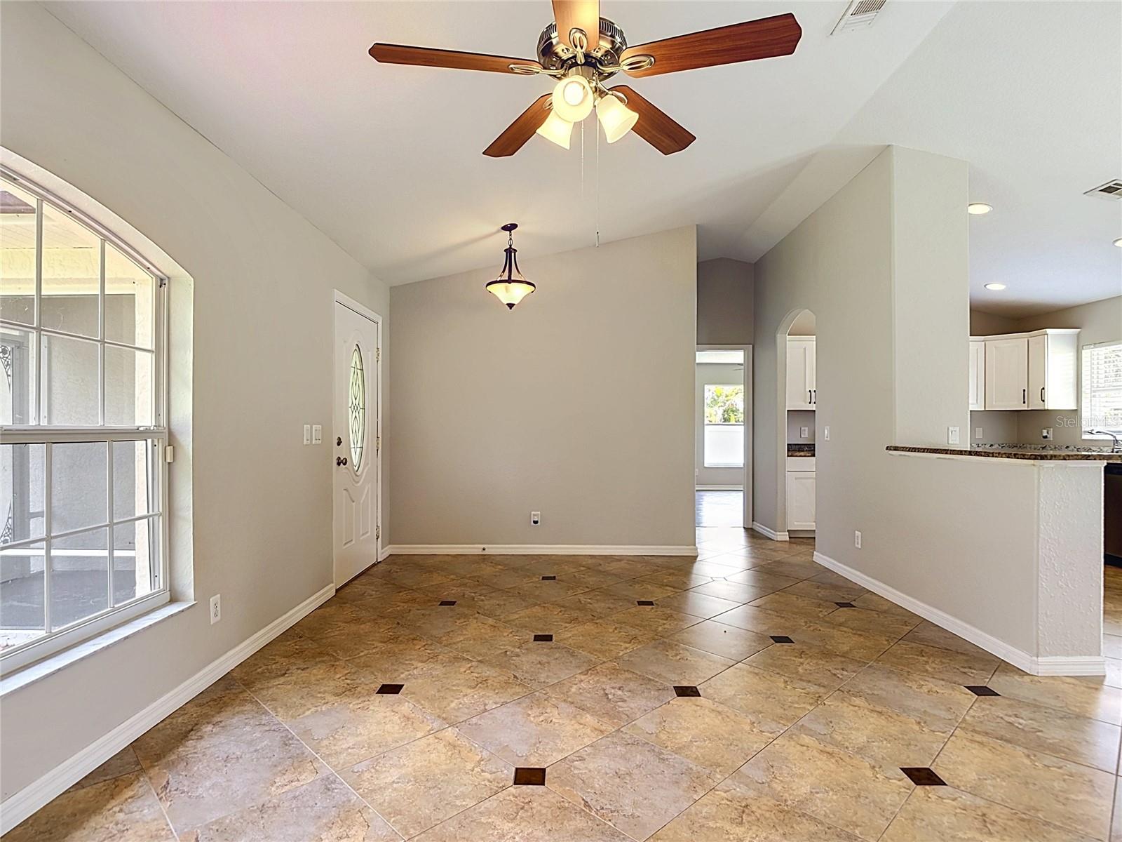 2198 ALLIANCE AVE — photo 13