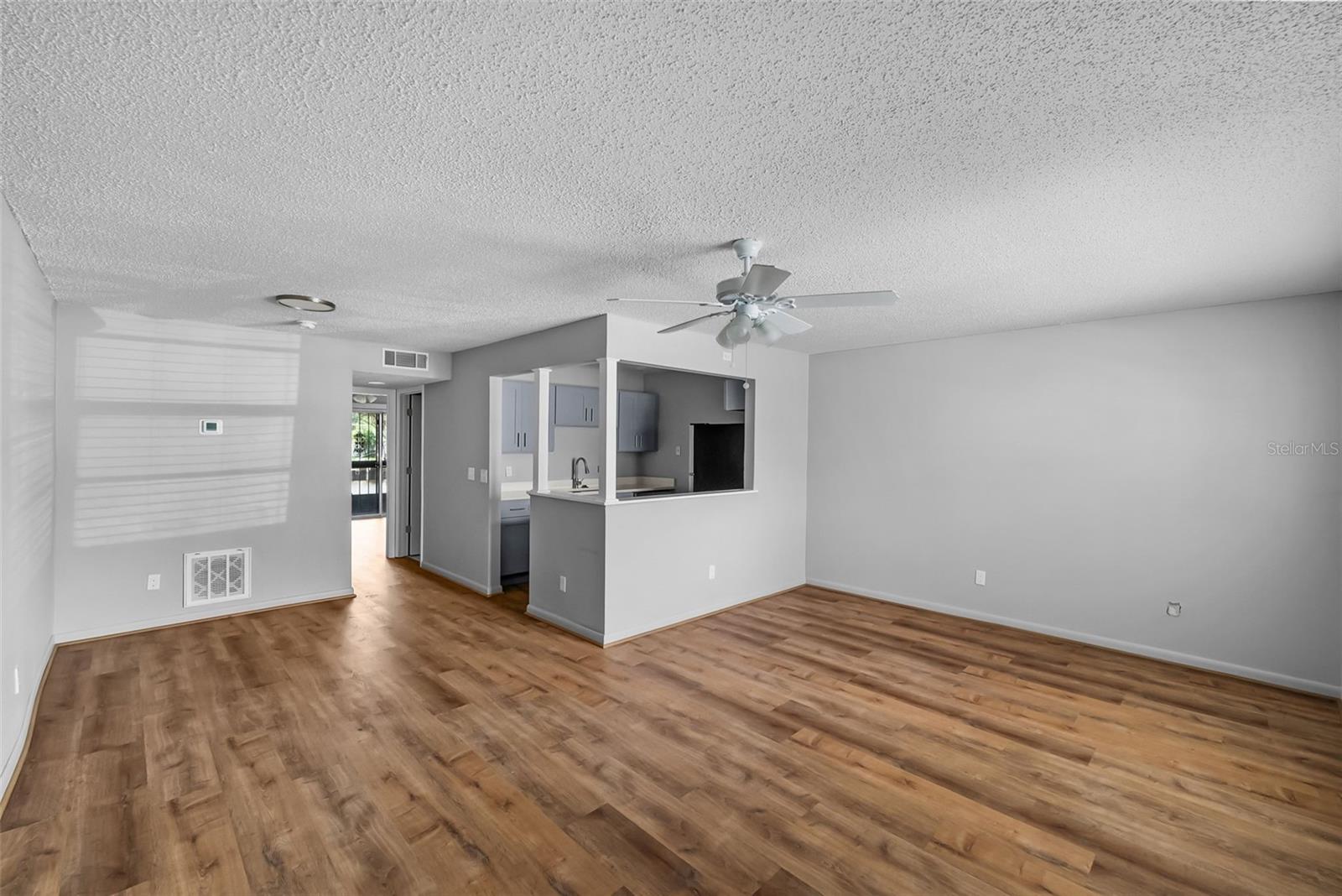 9013 TUDOR DR #103 — photo 4