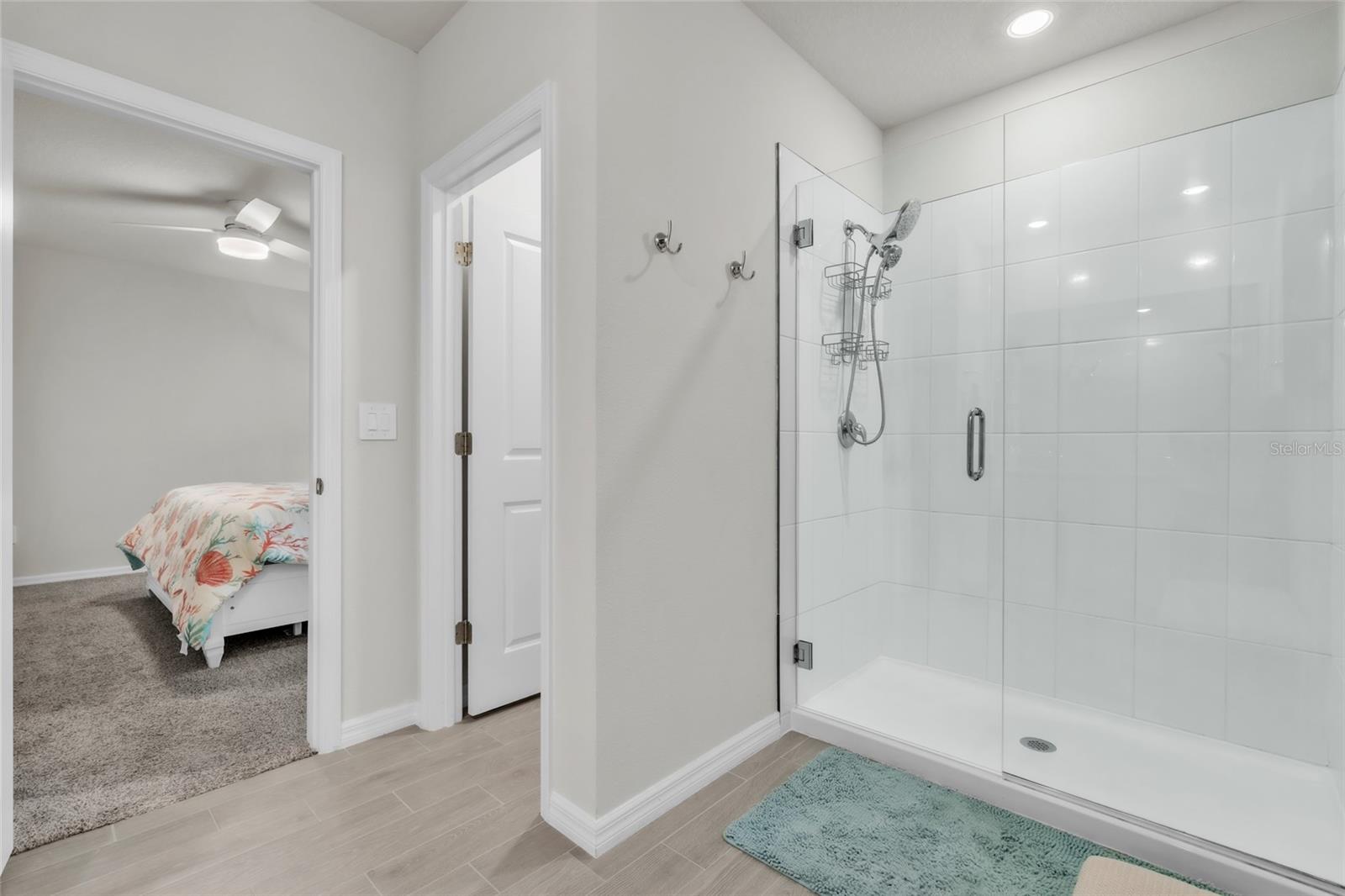 152 LAZY SHORE DR — photo 24