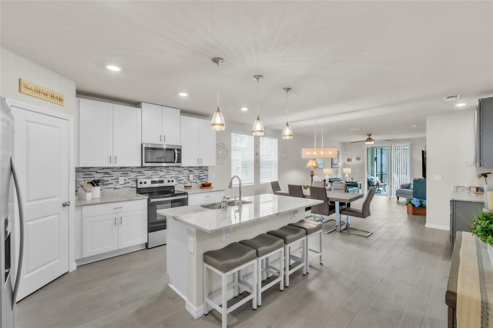 152 LAZY SHORE DR — photo 4
