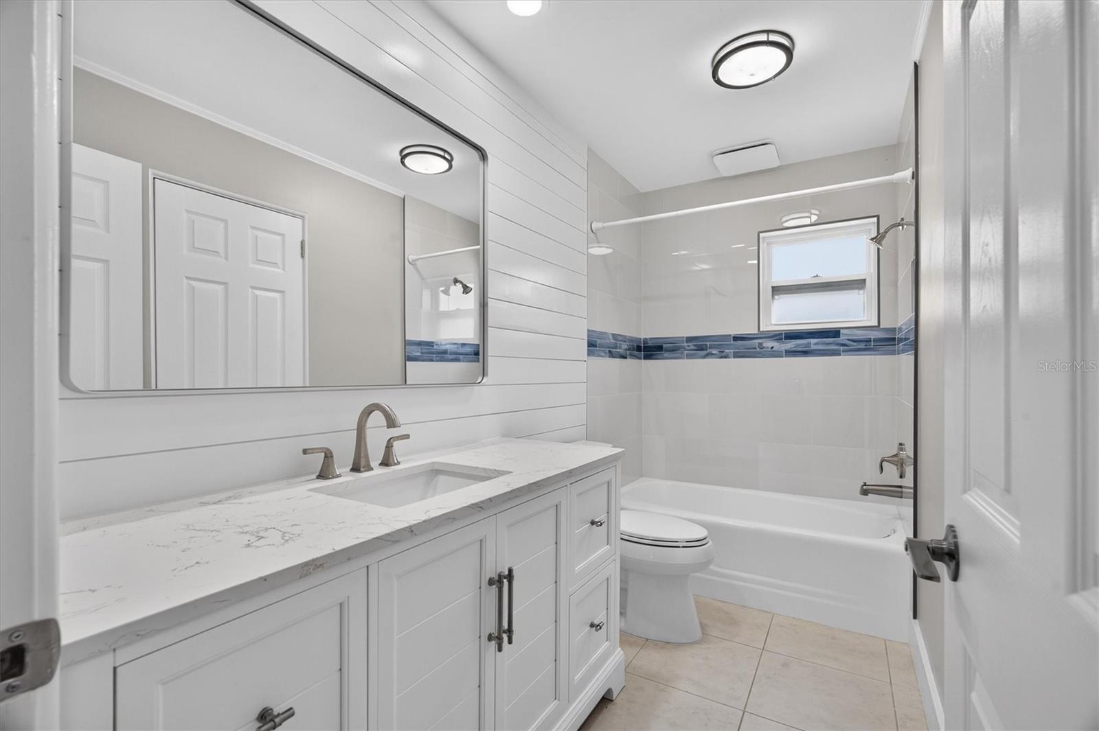 541 LILLIAN DR — photo 35
