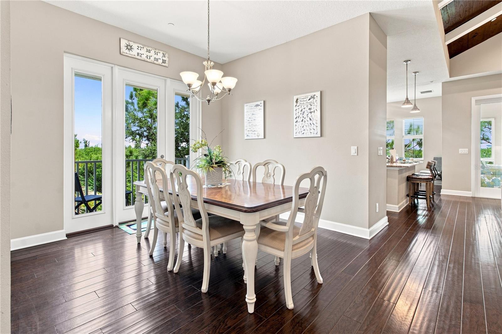 311 SAPPHIRE LAKE DR #202 — photo 30