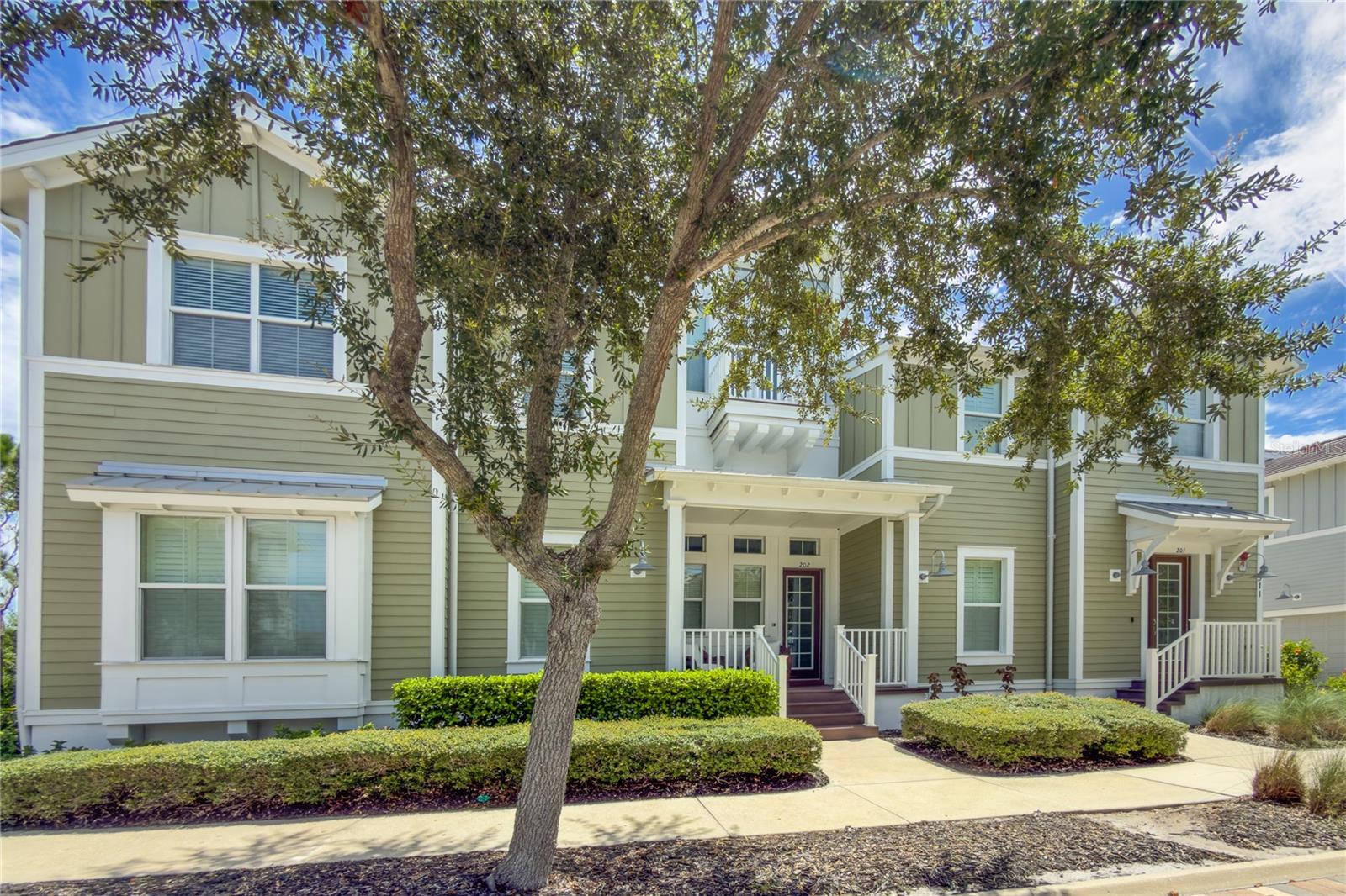 311 SAPPHIRE LAKE DR #202 — photo 6