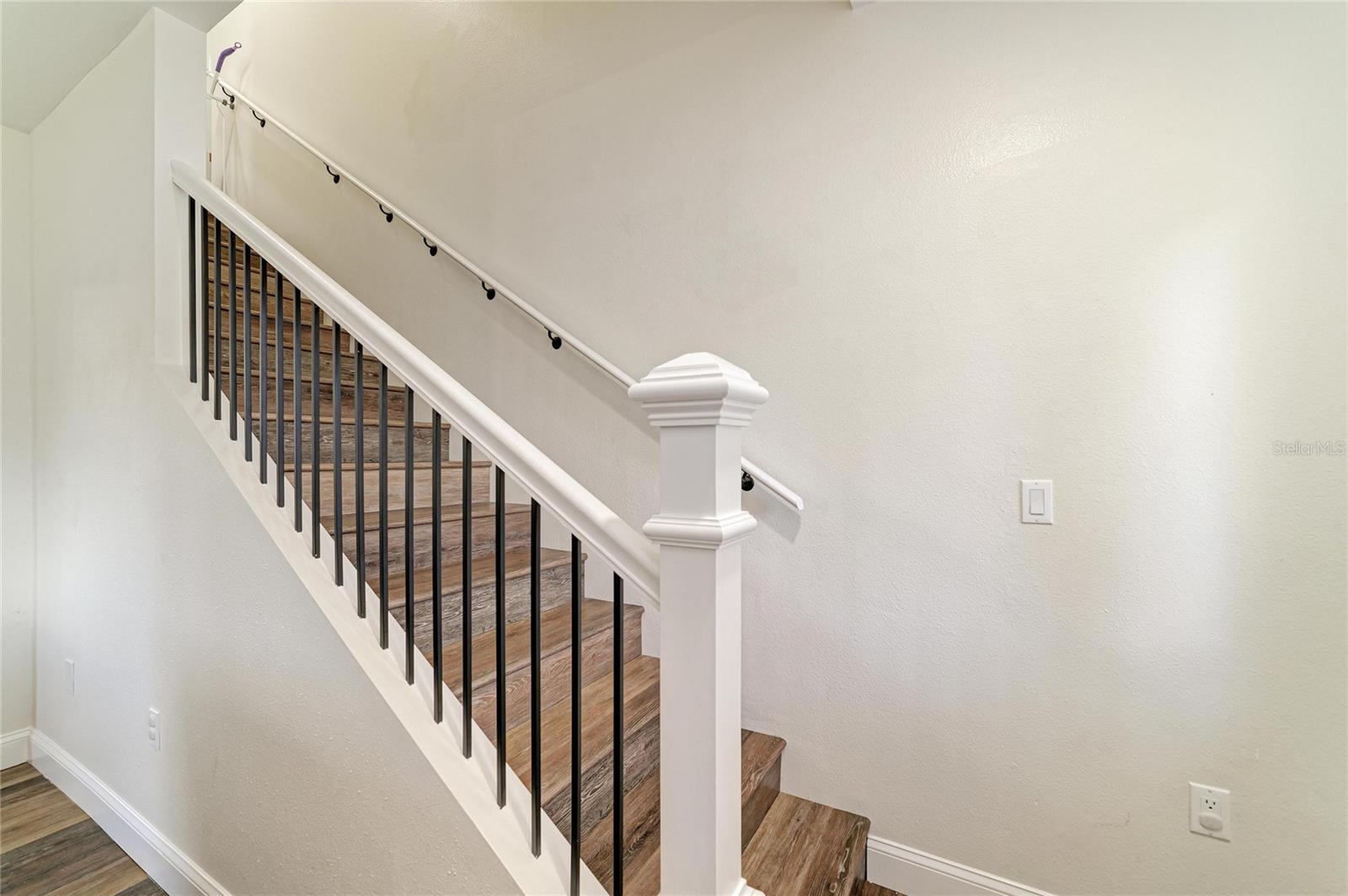 3220 37TH TER E — photo 23