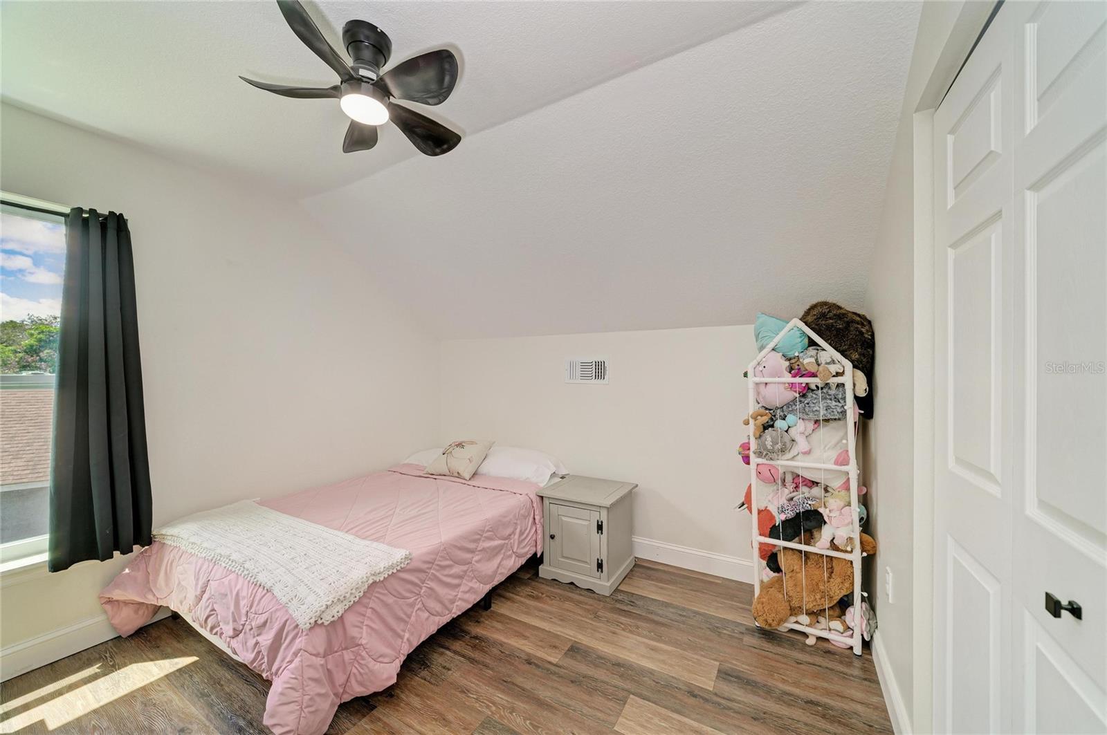 3220 37TH TER E — photo 26