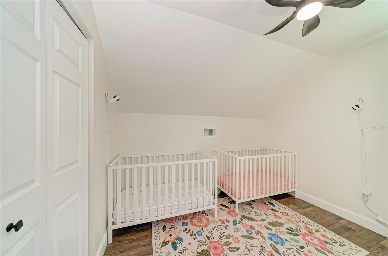 3220 37TH TER E — photo 28