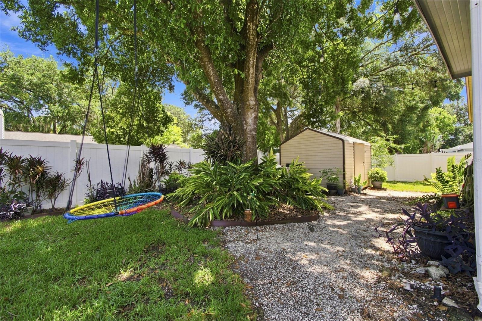 2244 GROVELAND DR — photo 53