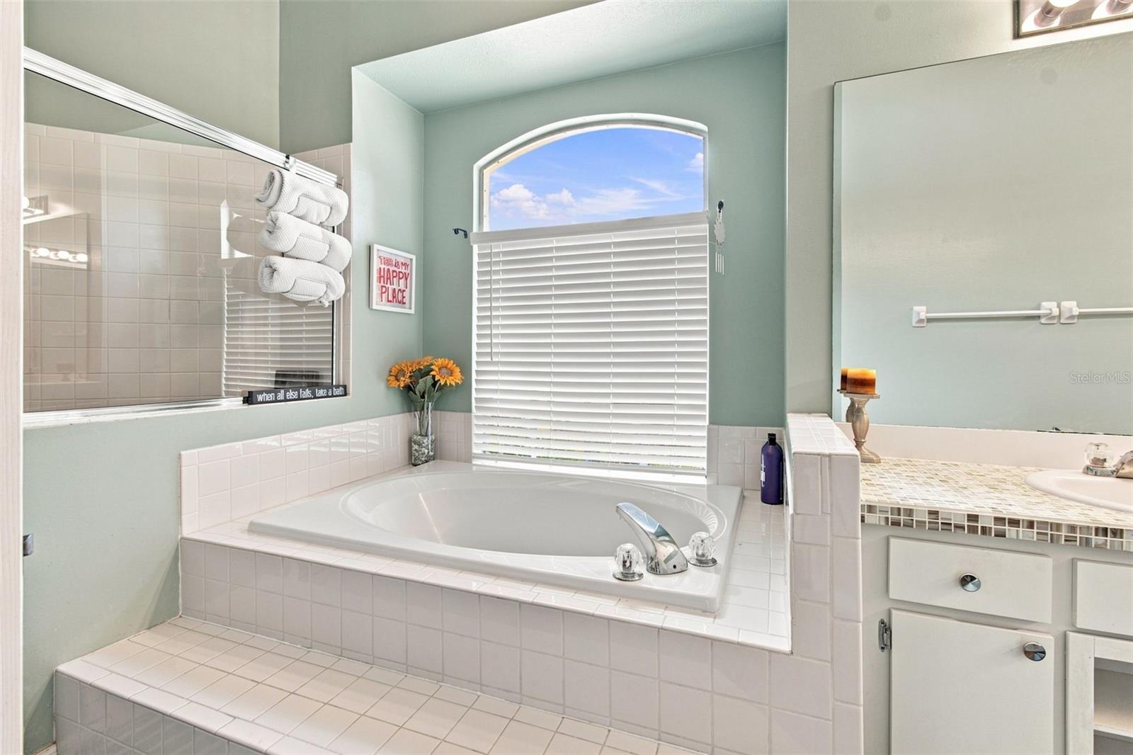 2244 GROVELAND DR — photo 45