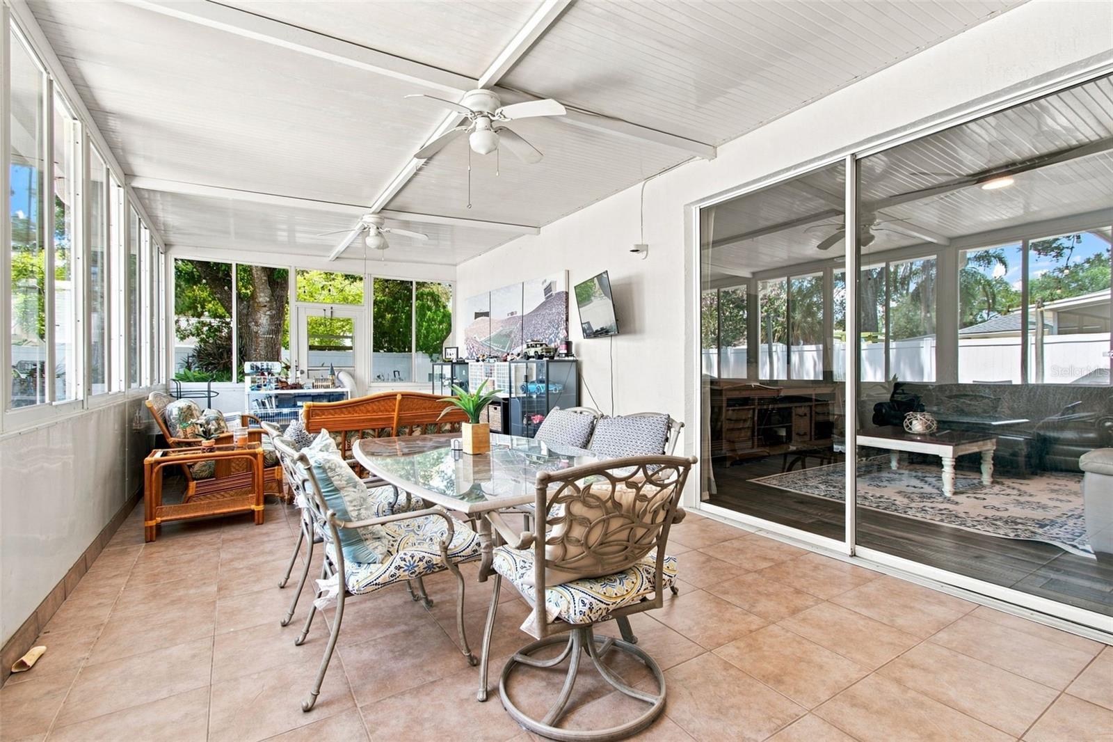 2244 GROVELAND DR — photo 48