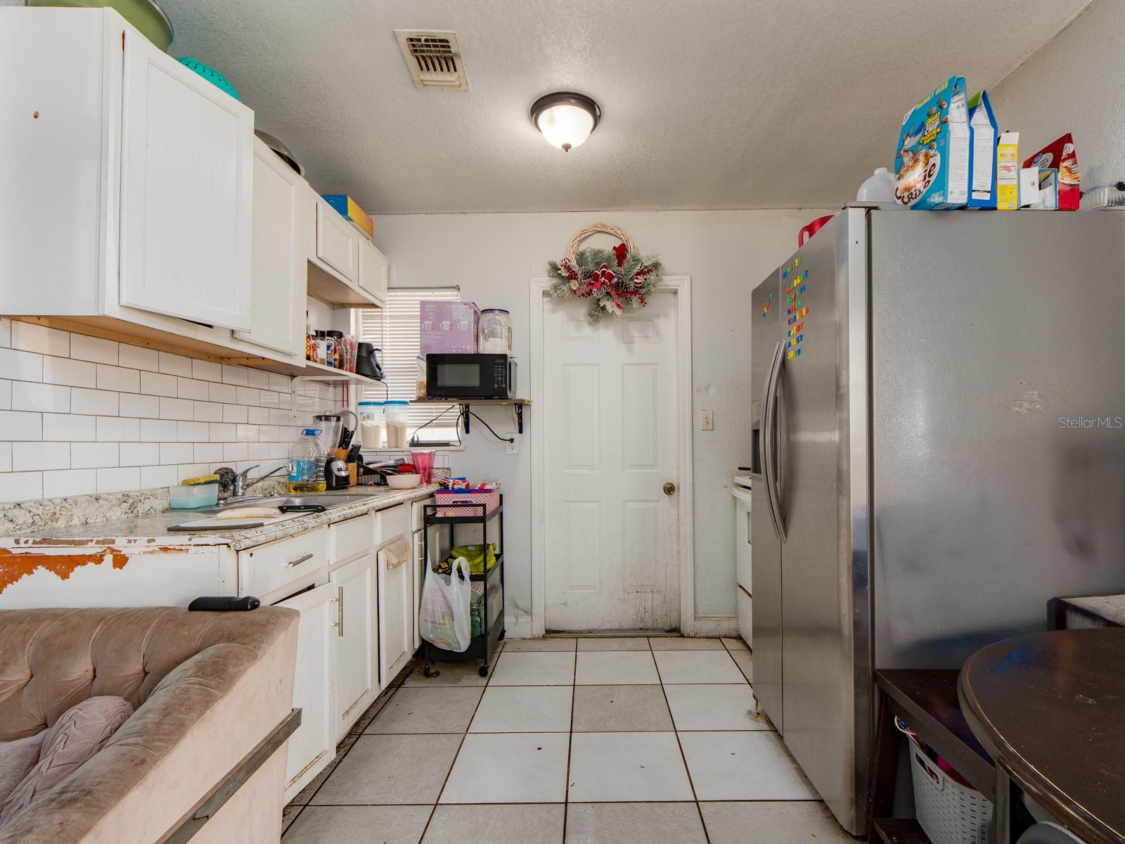 2532 W WALNUT ST — photo 5