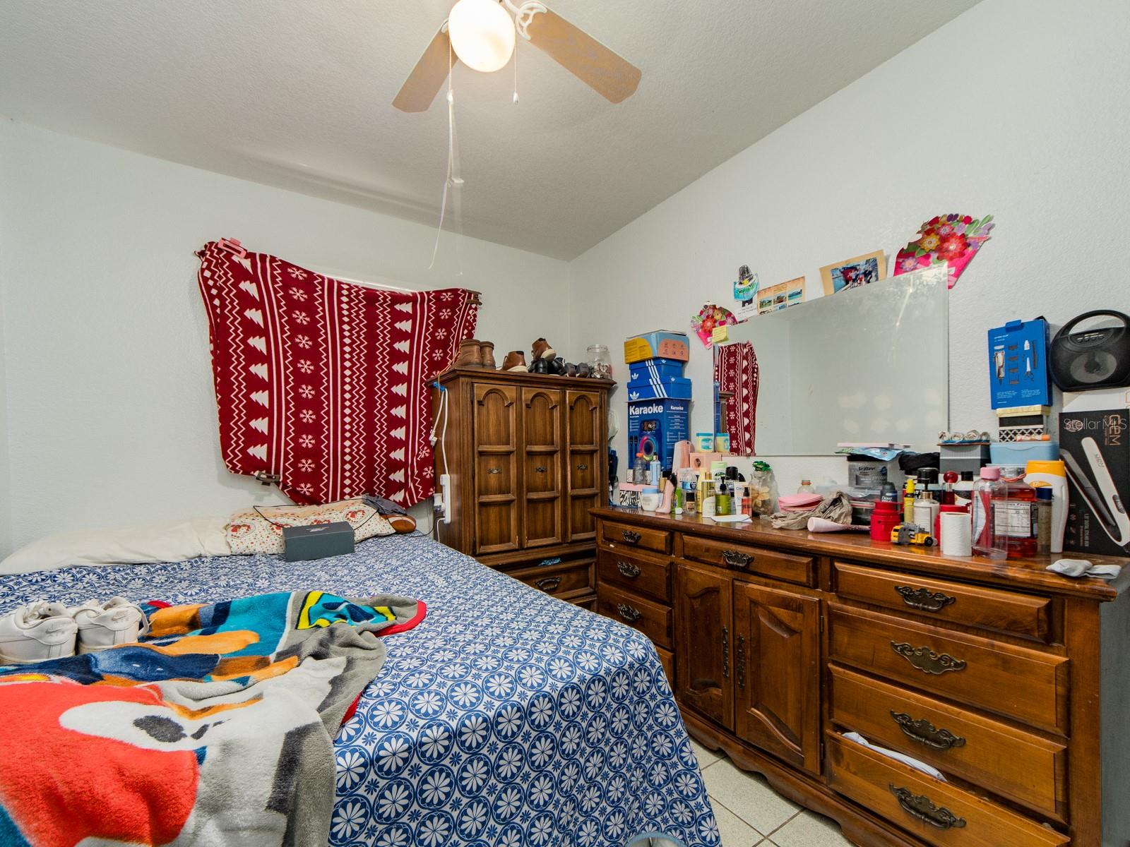 2532 W WALNUT ST — photo 14
