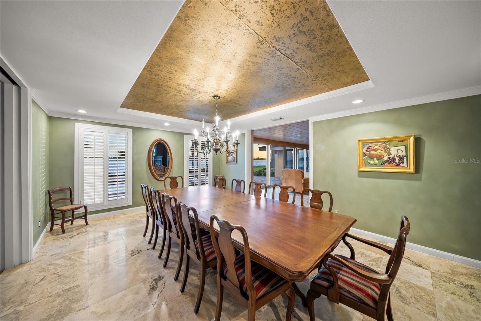 1136 N LAKE SHORE DR — photo 20